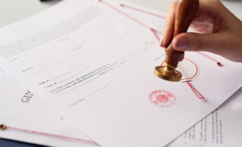 How to Get a Notary Public Background Check